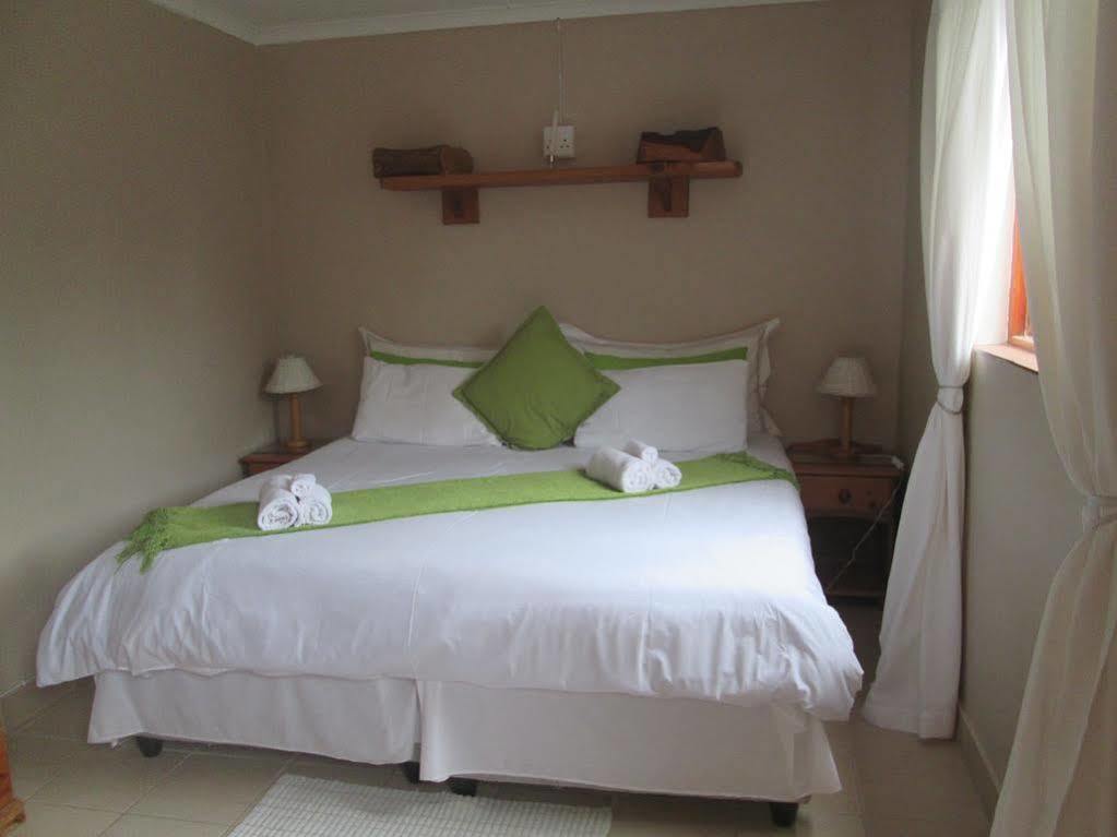 Emitem Bed and Breakfast Plettenberg Bay Exterior foto